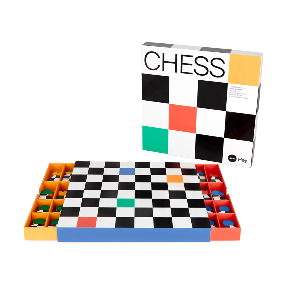 Brettspiel HEY CHESS Schach Holz Hey Studio x Balvi 30,5x30,5x3,7cm