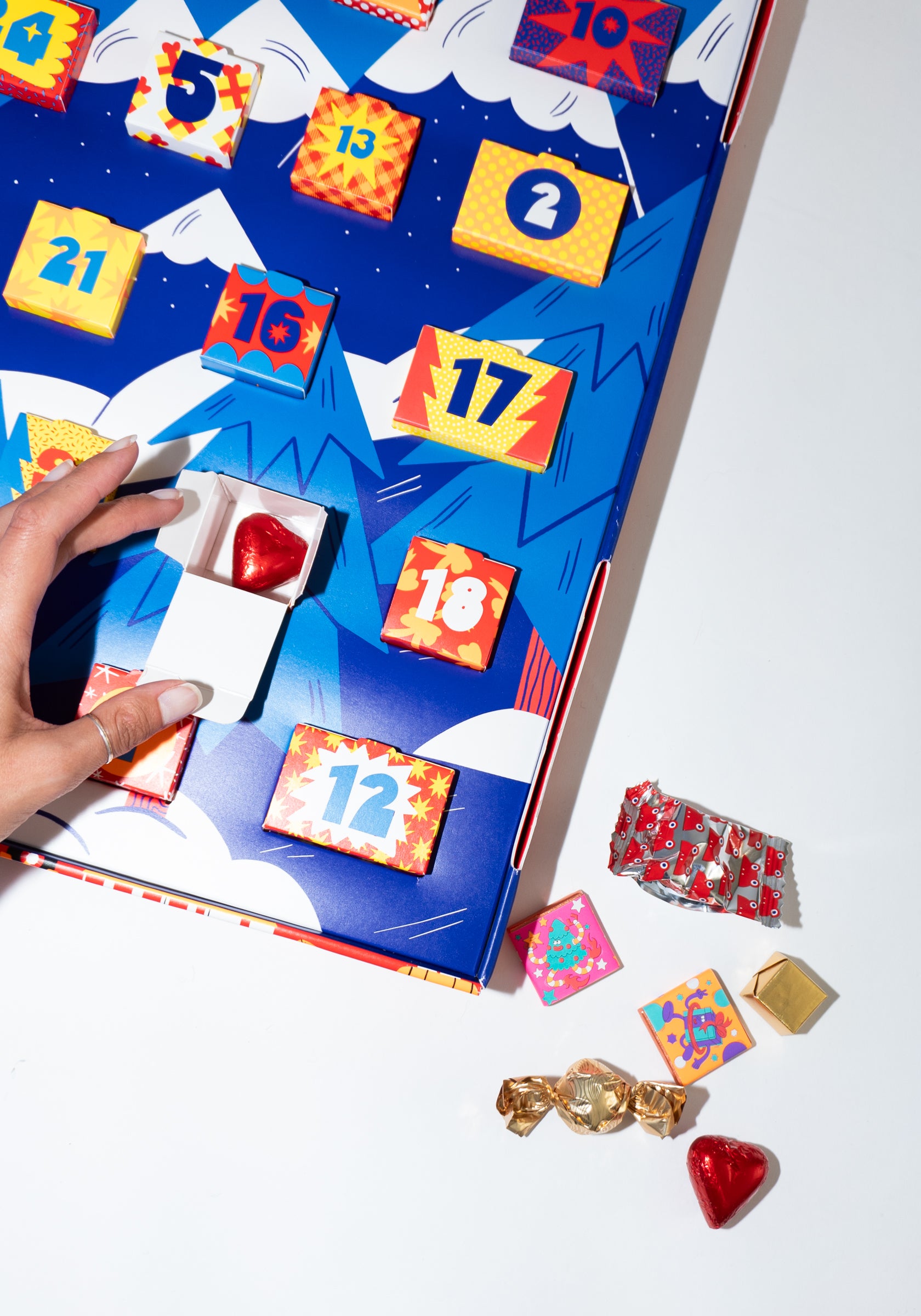 Adventskalender FRANZÖSICHE WEIHNACHTEN nachhaltige Bio-Schokolade 258g 4x35x52cm