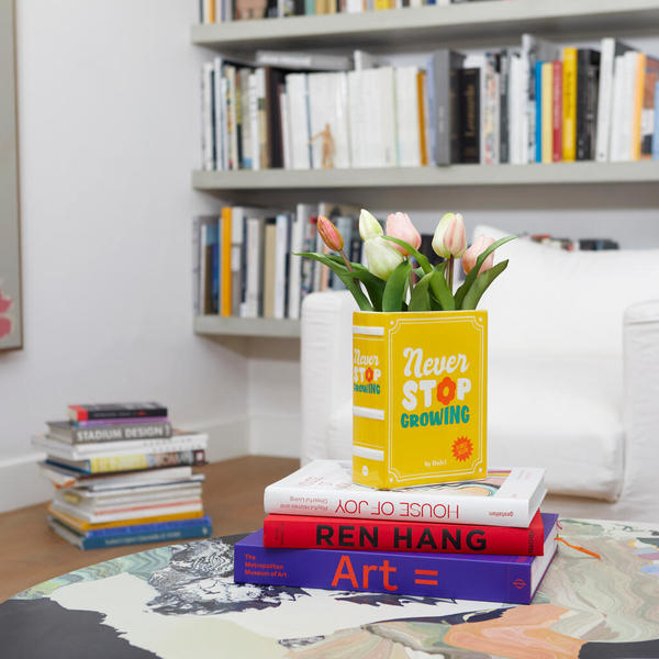 2-in-1 Deko-Vase & Buchstütze BOOK - NEVER STOP GROWING Gelb Keramik 6,5x15x20cm