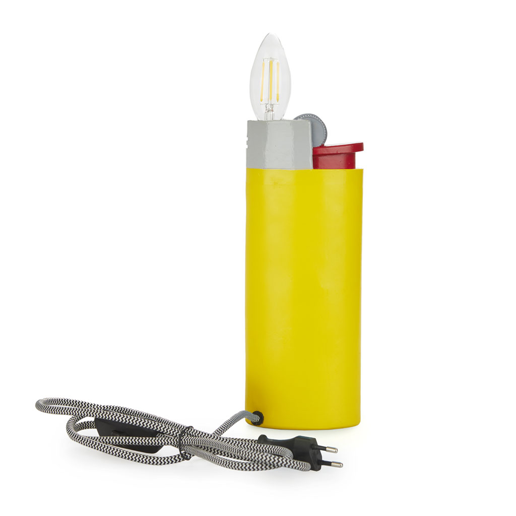 Tischleuchte LIGHTER Feuerzeug Polyresin Gelb E14 4W 2700K 6x9x25cm 