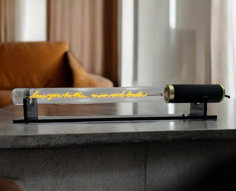 LED Tube mit Schriftzug LOVE YOU TO THE MOON AND BACK Glas Gelb E27 2,5W 2200K 67lm 45x4x4cm LED Tube mit Schriftzug LOVE YOU TO THE MOON AND BACK Glas Gelb E27 2,5W 2200K 67lm 45x4x4cm