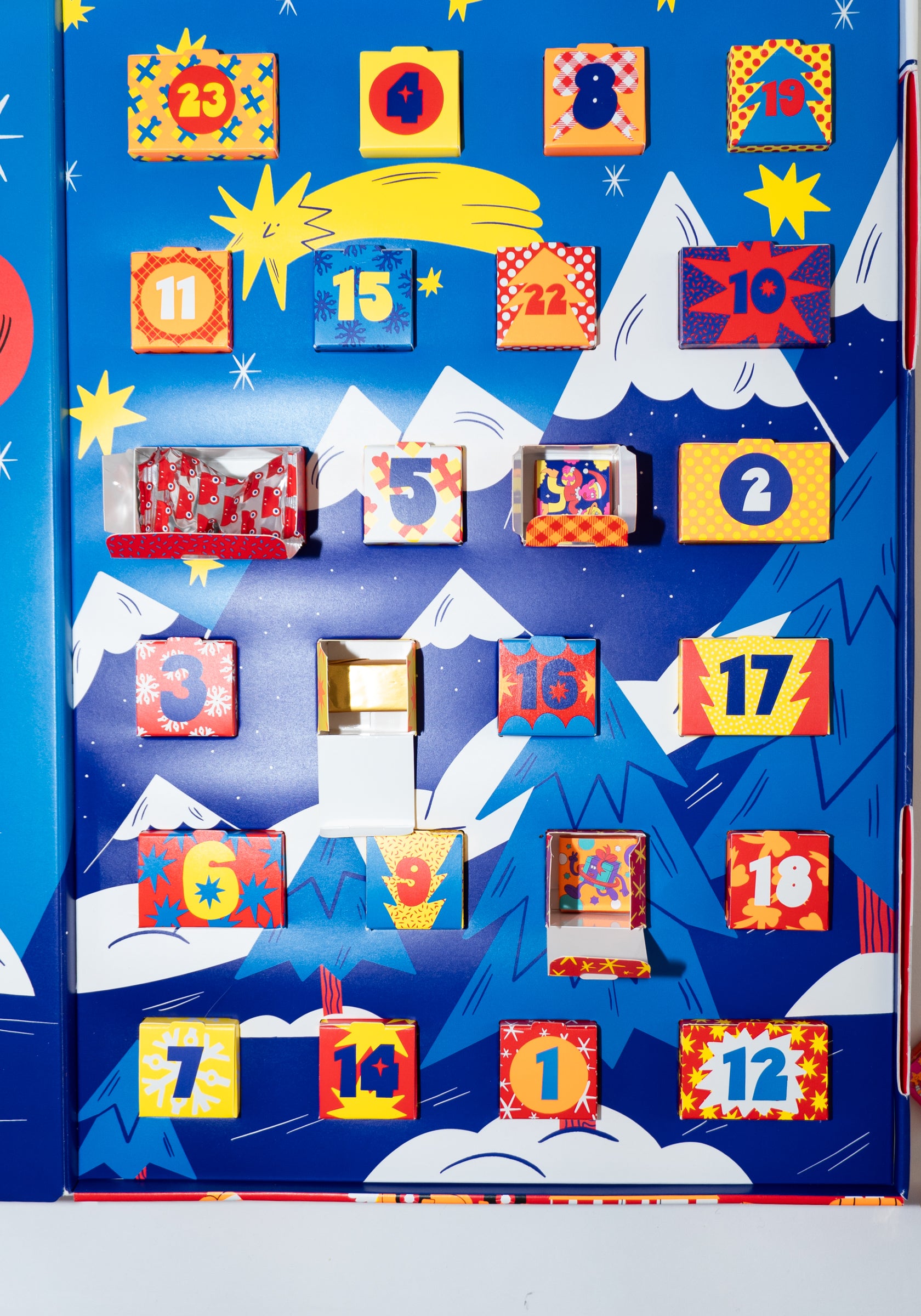 Adventskalender FRANZÖSICHE WEIHNACHTEN nachhaltige Bio-Schokolade 258g 4x35x52cm